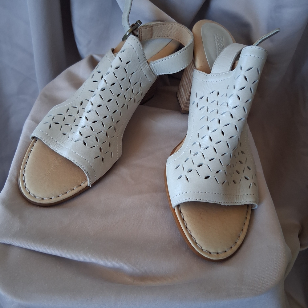 Born Cream Cut-Out Sandals